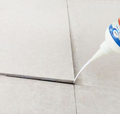 道里瓷砖空鼓维修公司分享卫生间瓷砖脱落的原因可能有以下几点